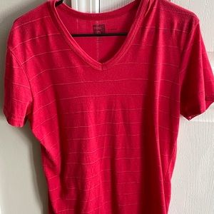 BDG v-neck t-shirt